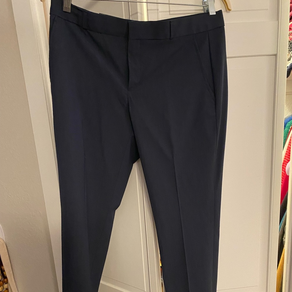 Banana Republic Ryan navy size 8